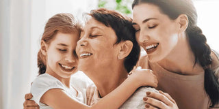 mother-daughter-child-anadoa-naturhaus-hero